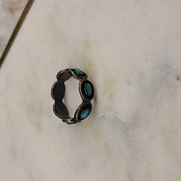 Turquoise Sterling Silver And Turquoise Women's Ring - Picture 5 of 7